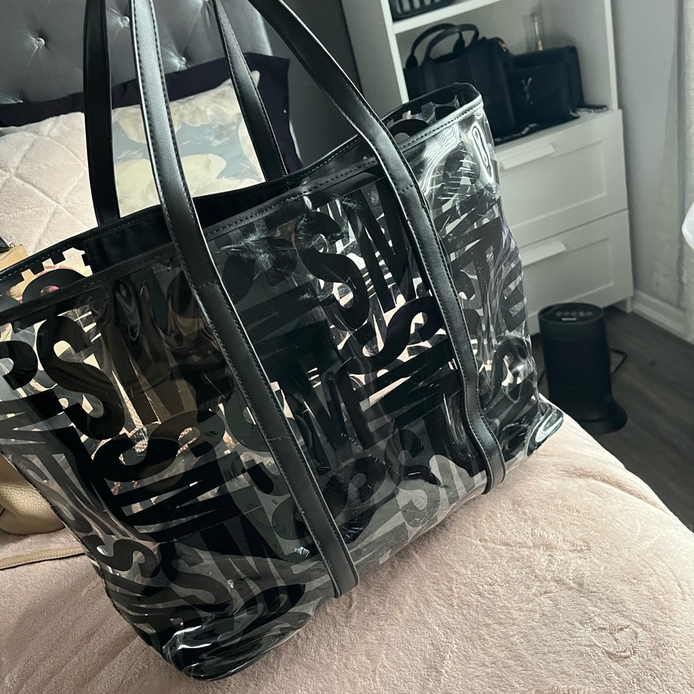 Steve Madden travel tote